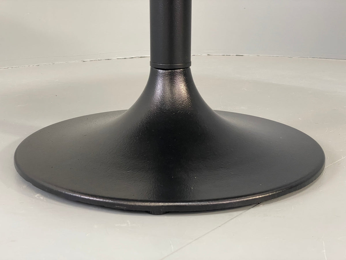 Faux marble side table base leg detail