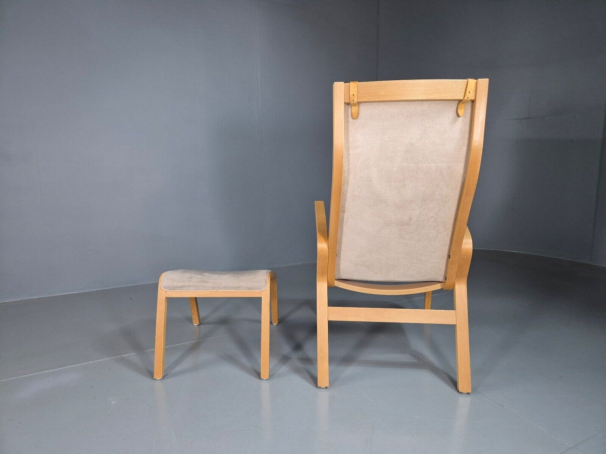 Bentwood chair steam-bent frame natural beech detail