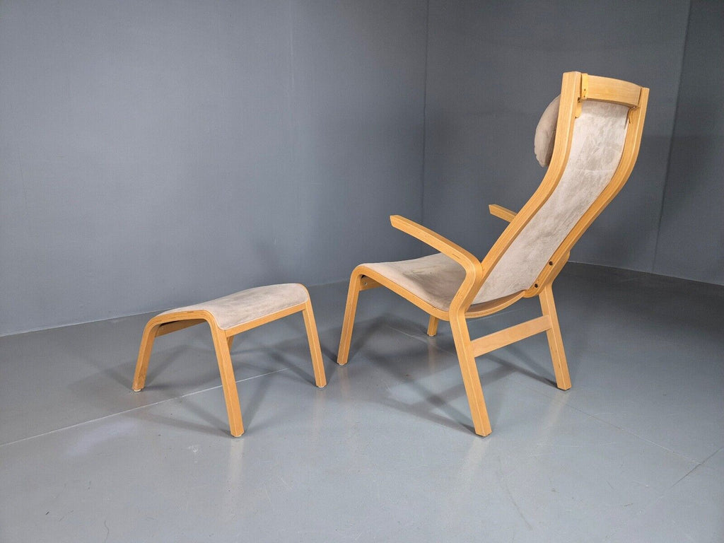 Bentwood chair cream velour upholstery close-up