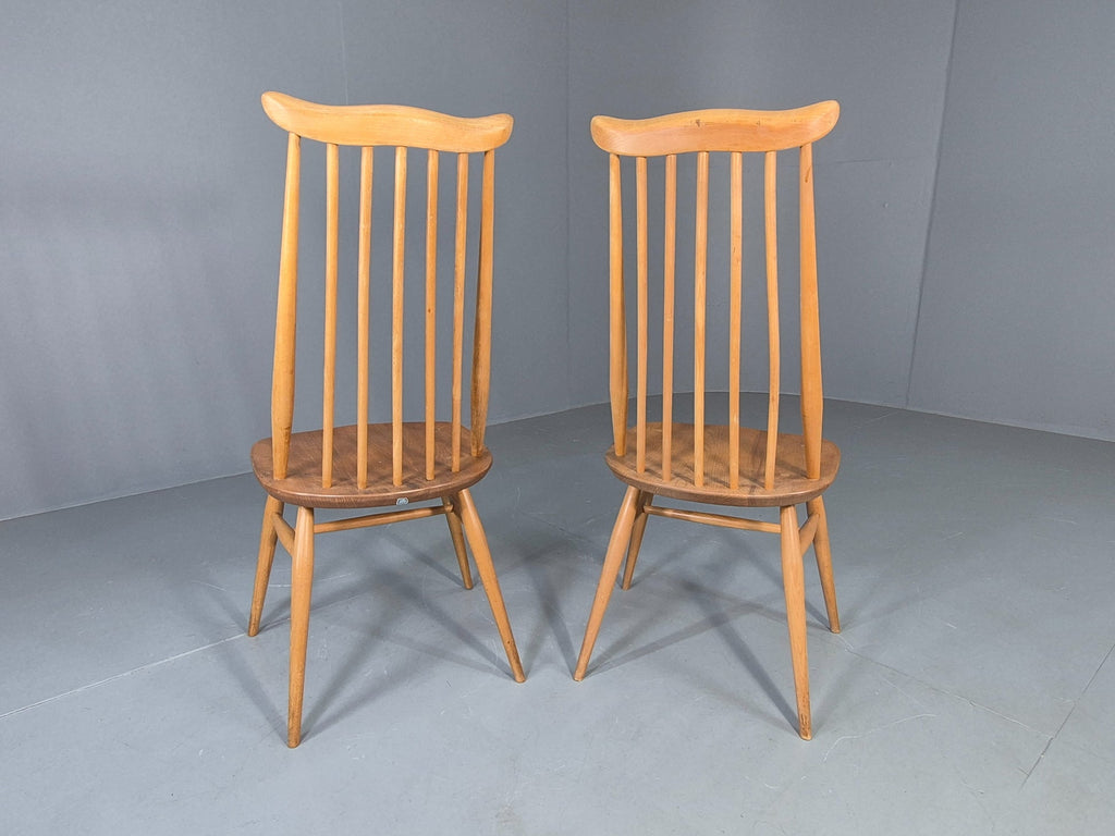 Dining chair seat height detail
