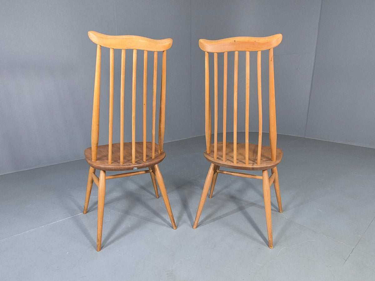 Dining chair seat height detail